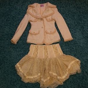 POMOCIORO jacket with matching skirt